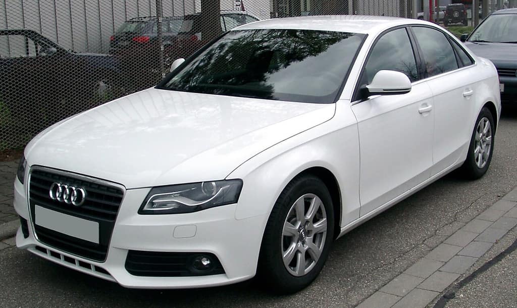 Audi A4 B8 fotoğrafı
