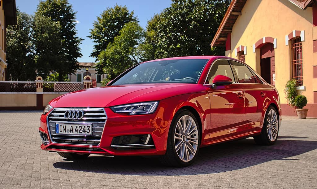 Audi A4 B9 fotoğrafı