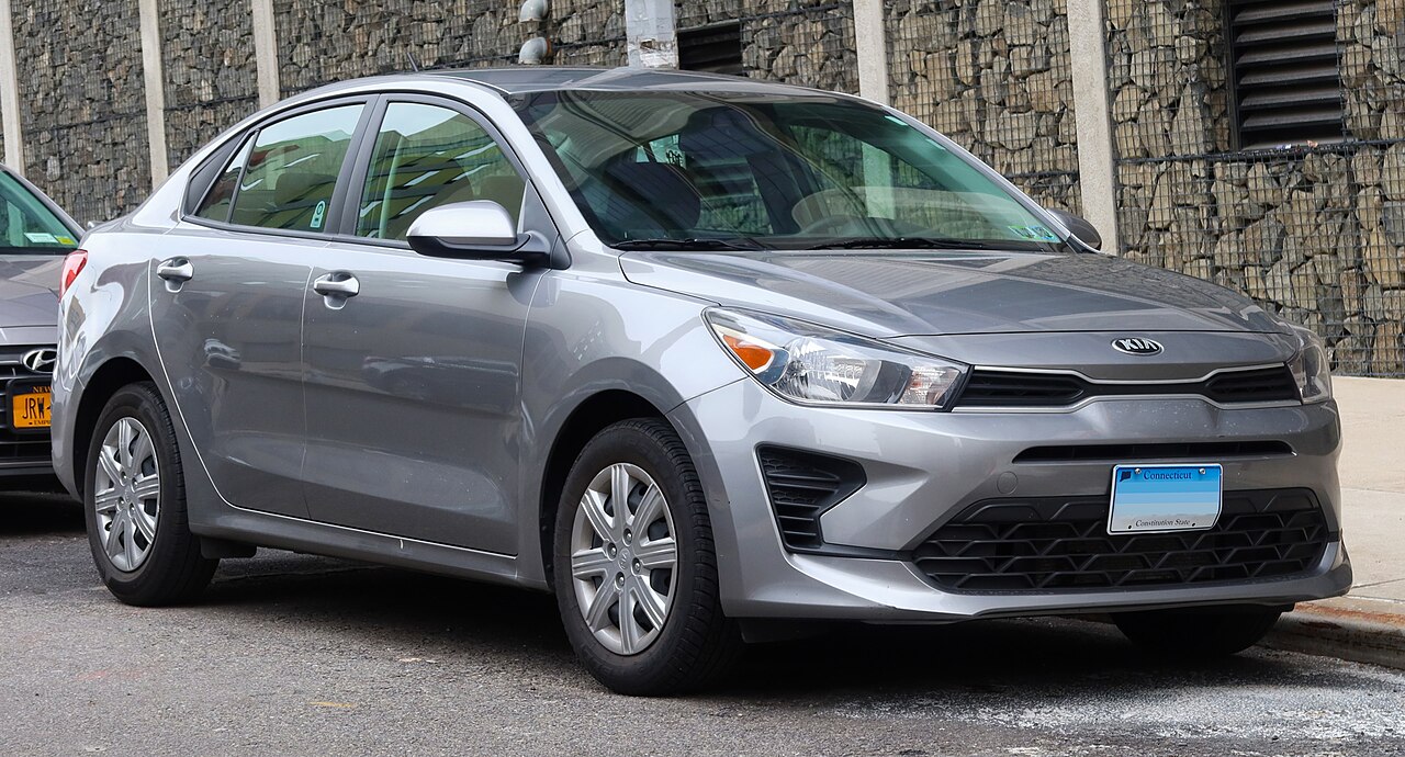 Kia Rio 4 fotoğrafı