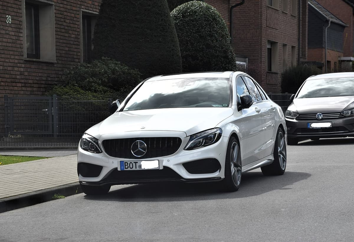 Mercedes-Benz C Serisi W205 fotoğrafı