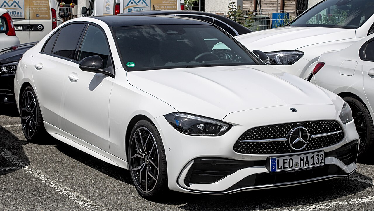 Mercedes-Benz C Serisi W206 fotoğrafı