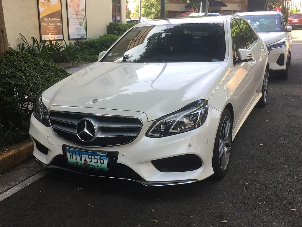 Mercedes-Benz E Serisi W212 fotoğrafı