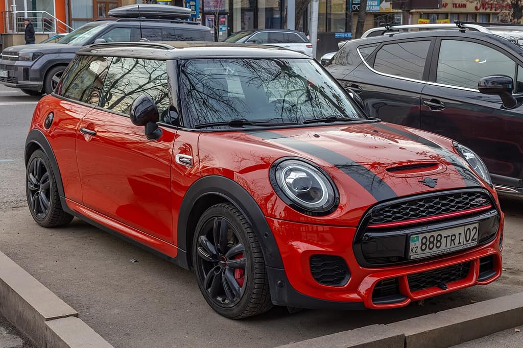 Mini Cooper F56 fotoğrafı