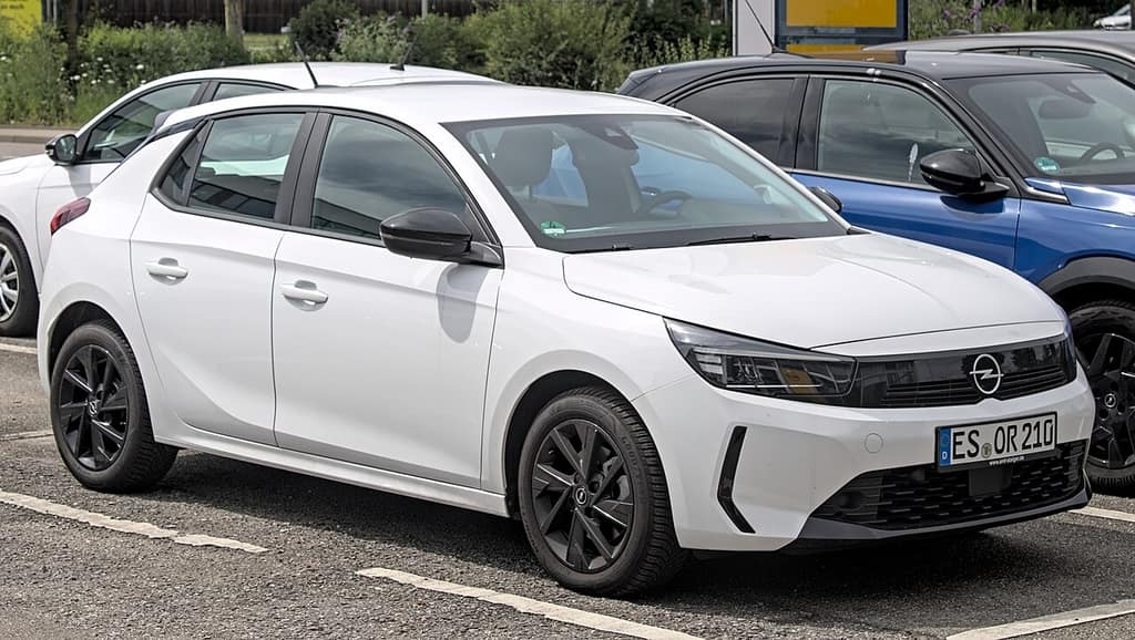 Opel Corsa F fotoğrafı