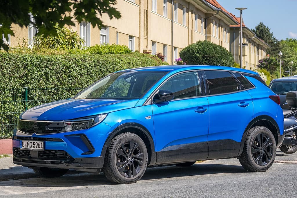 Opel Grandland fotoğrafı