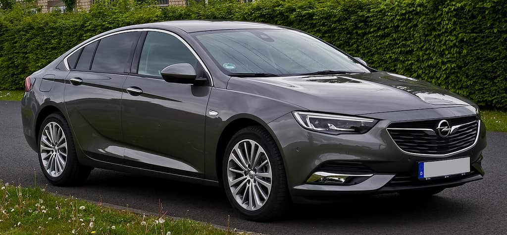 Opel Insignia B fotoğrafı