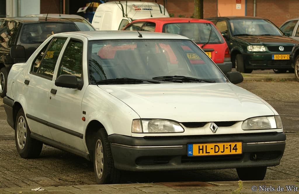 Renault 19 Europa fotoğrafı