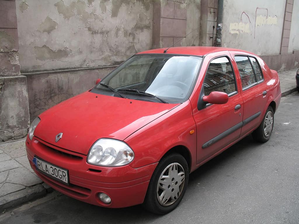 Renault Symbol 1 fotoğrafı