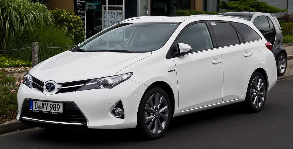 Toyota Auris 2 fotoğrafı