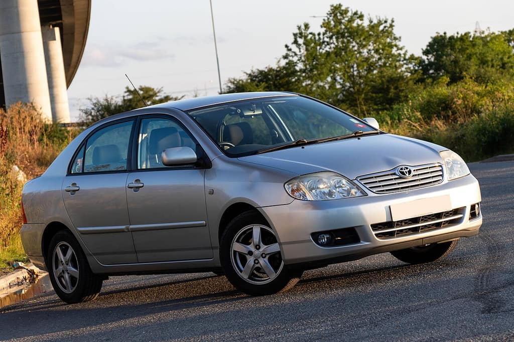 Toyota Corolla E120 fotoğrafı
