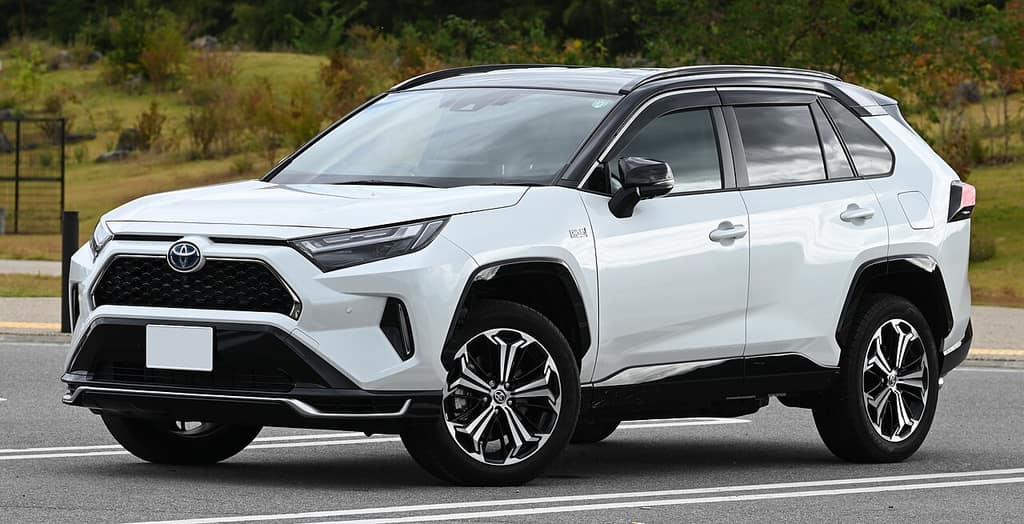 Toyota RAV4 5 fotoğrafı