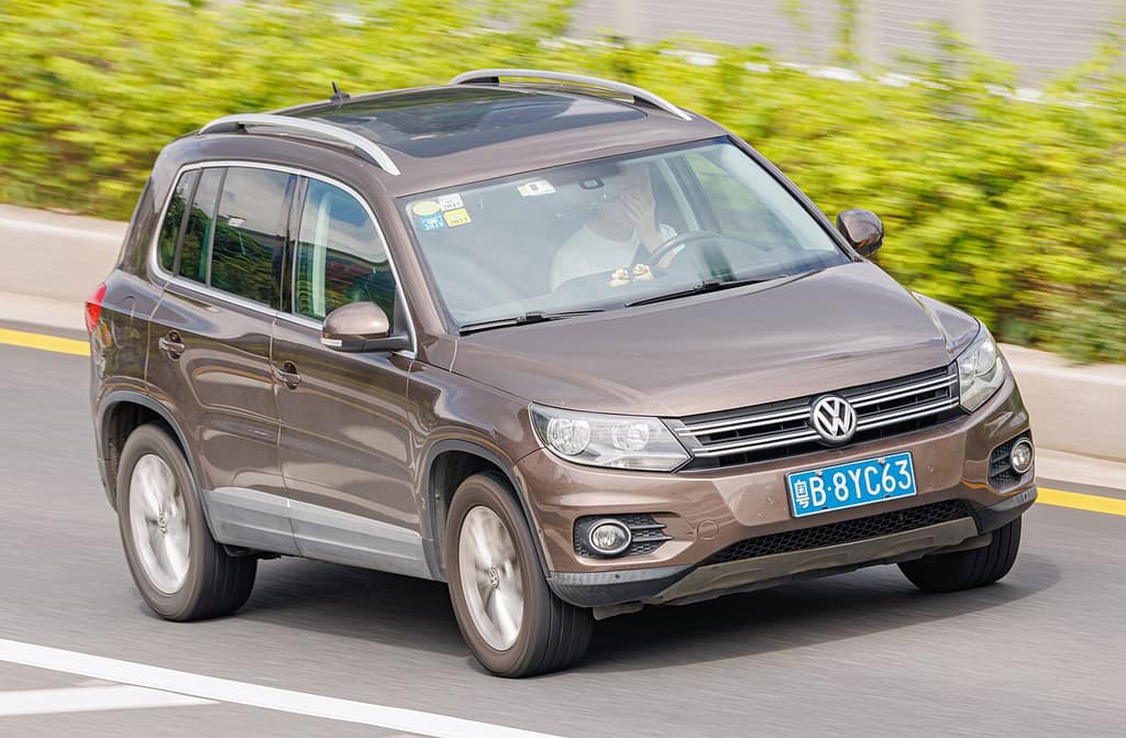 Volkswagen Tiguan 1 fotoğrafı